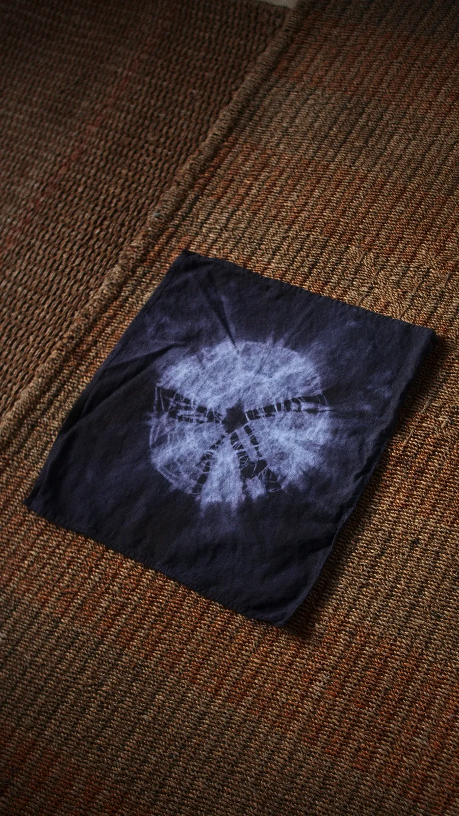 39x43